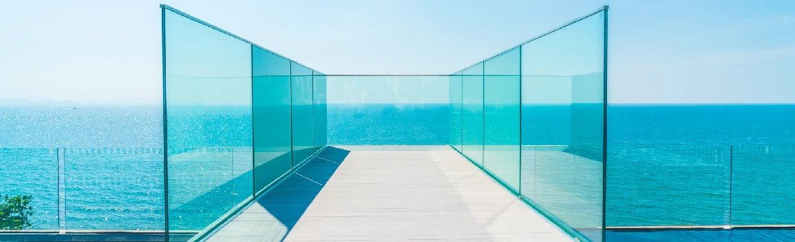 Customized Glass Pool Fence Repair Services in Vaughan Mills